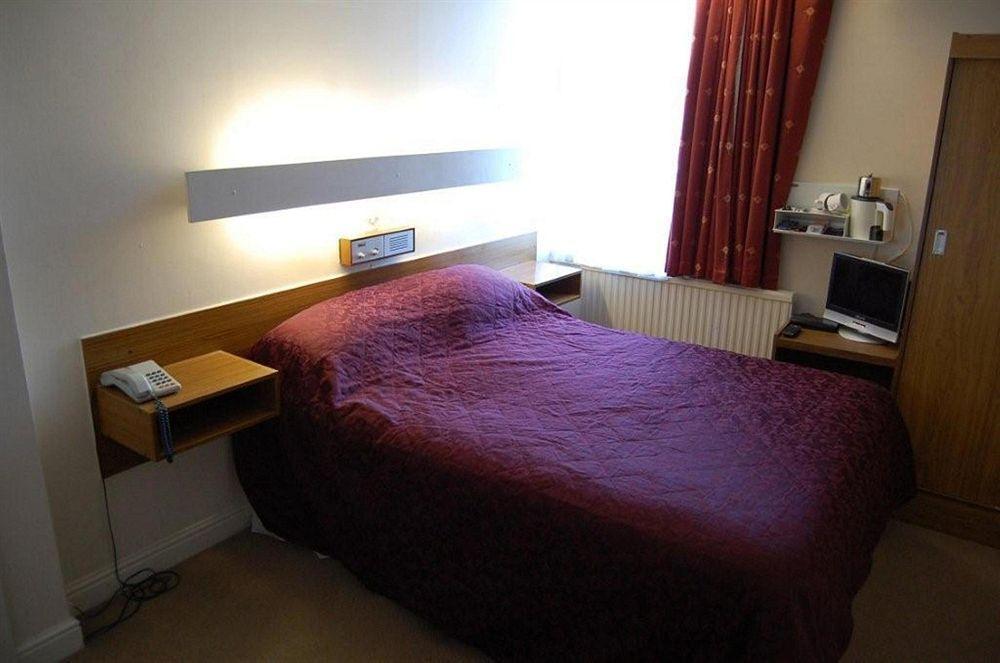 Cheshire Hospitality Ltd T\/A Lennox Lea Studios & Apartments セール エクステリア 写真