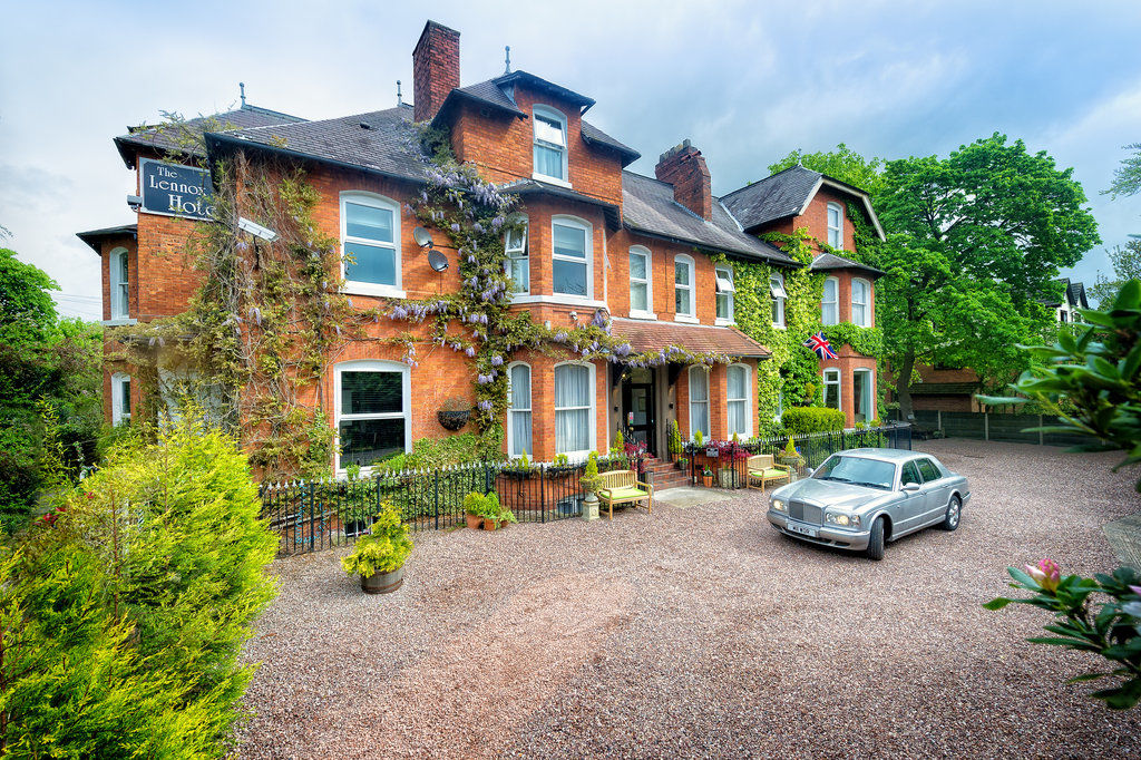 Cheshire Hospitality Ltd T\/A Lennox Lea Studios & Apartments セール エクステリア 写真