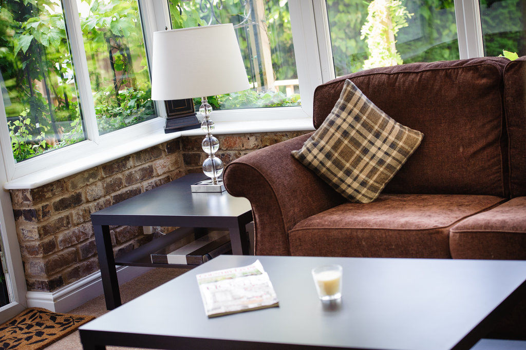 Cheshire Hospitality Ltd T\/A Lennox Lea Studios & Apartments セール エクステリア 写真