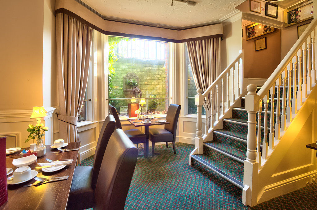 Cheshire Hospitality Ltd T\/A Lennox Lea Studios & Apartments セール エクステリア 写真